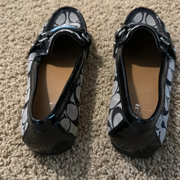 Coach women’s loafers flats - Picture 3 of 5